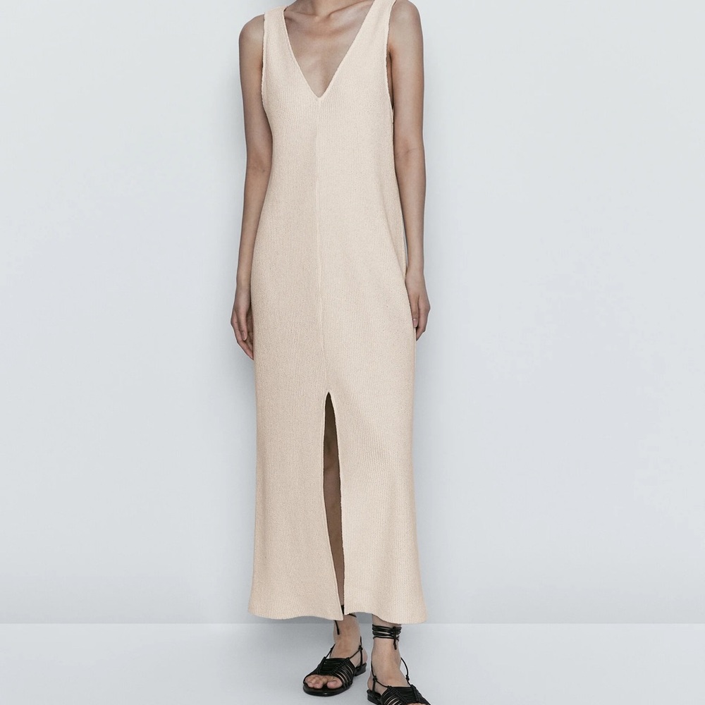 Massimo Dutti V Neck Knit dress cover up in ecru